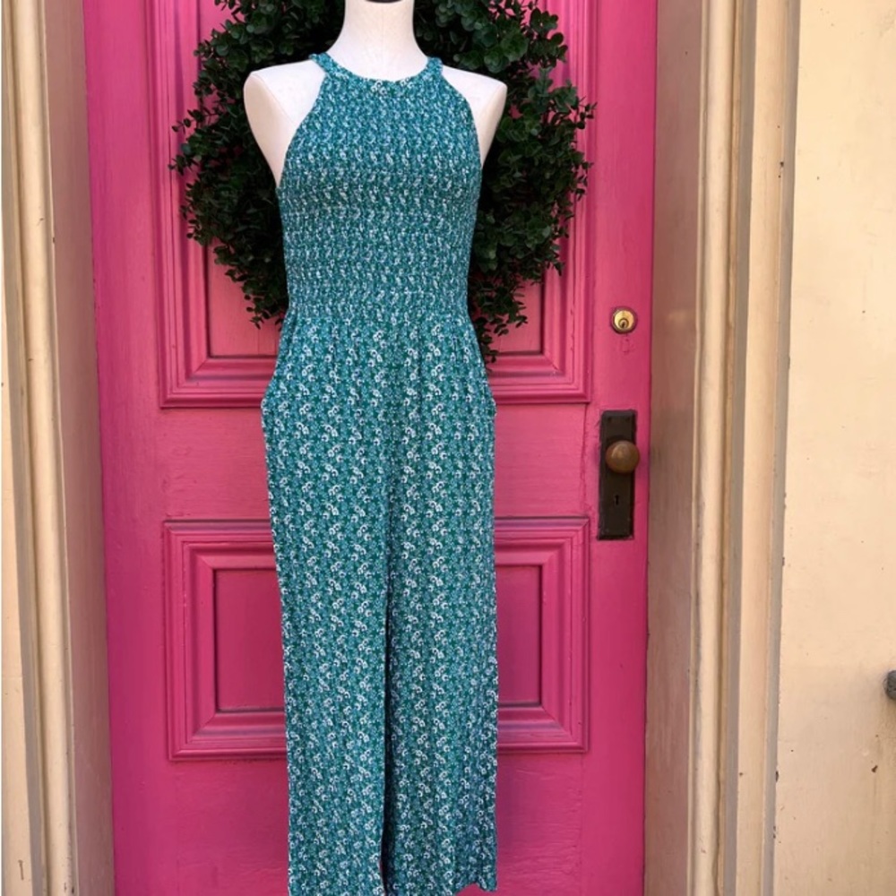 LOFT wide leg jumpsuit with zipper back and pockets w/ matching tank. Size 20.